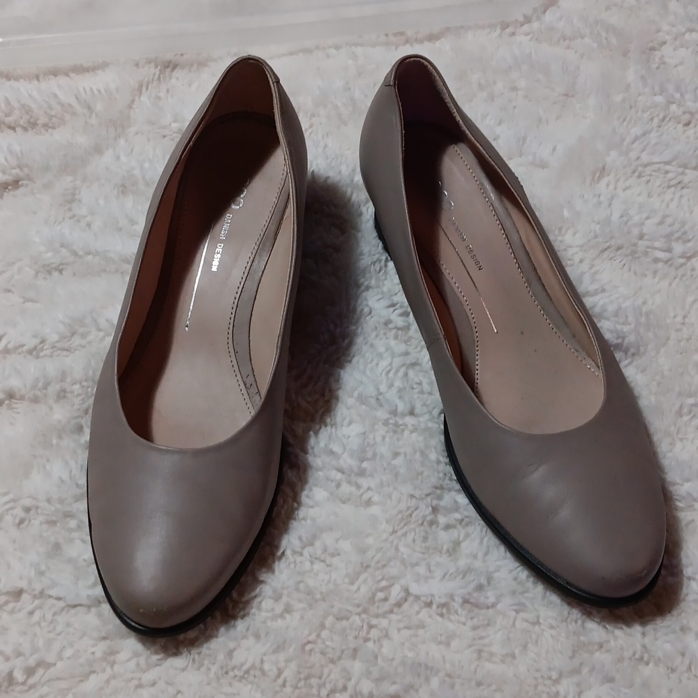 Ecco wedge heel